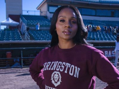 Geffri Hightower is wearing a Springston University shirt.